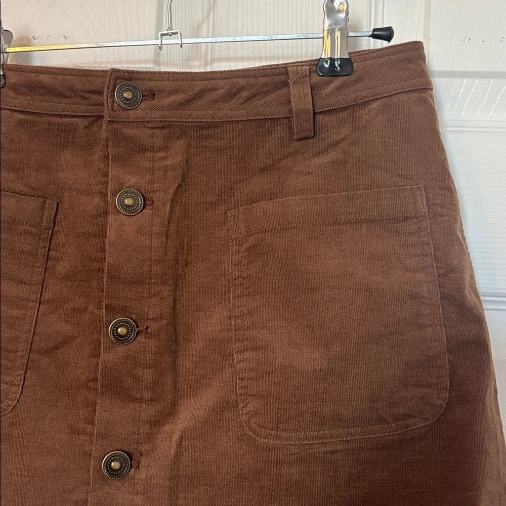 Brown Corduroy Mini Skirt with pockets size small - Picture 4 of 5
